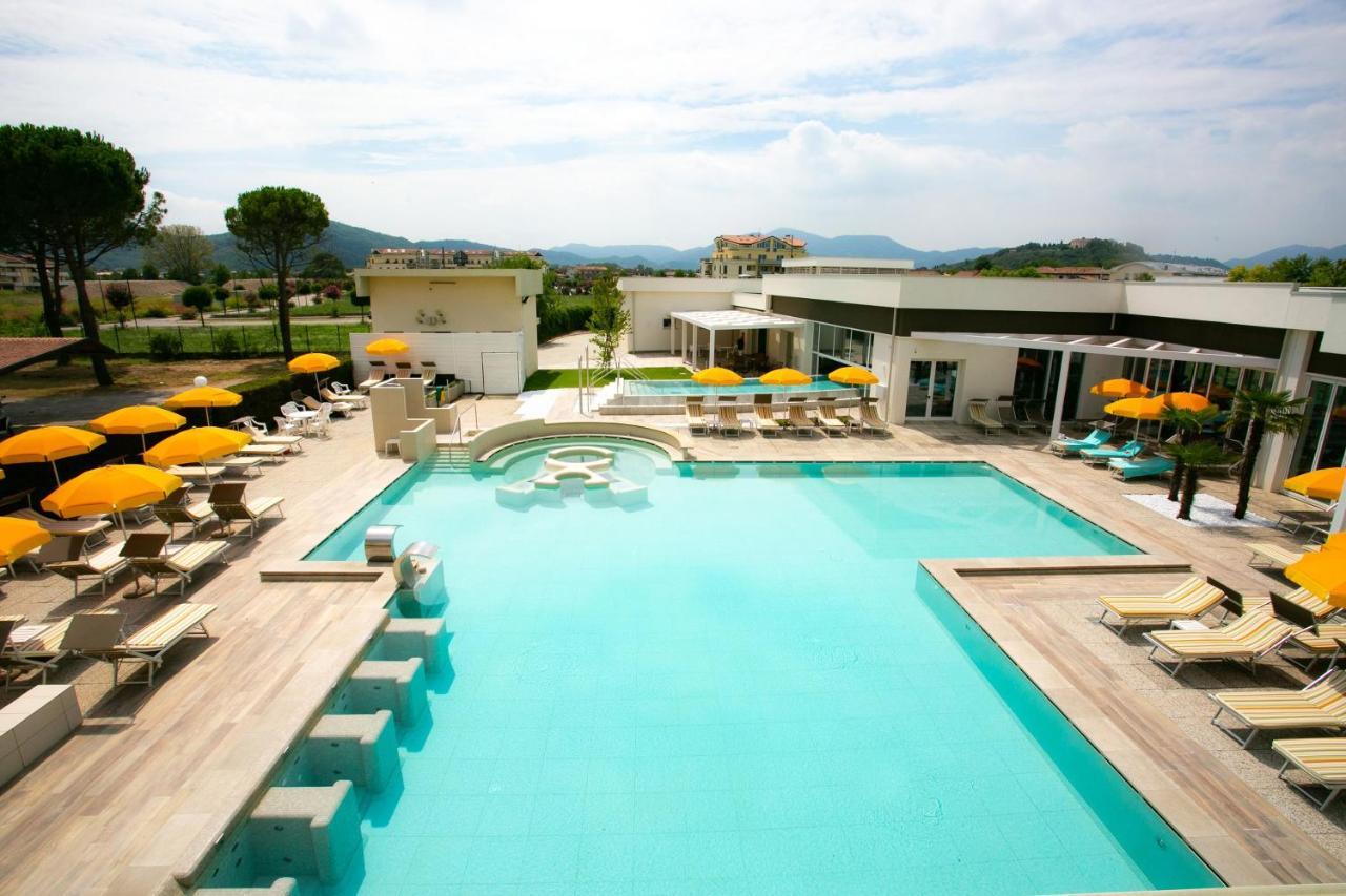 Hotel Terme Abano Verdi アーバノ・テルメ エクステリア 写真